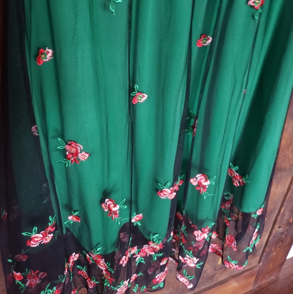 LuLaRoe Jill Embroidered Midi Skirt- M - Picture 2 of 8